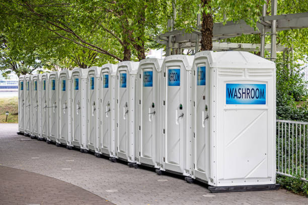 Best Portable bathroom rental  in College Park, GA